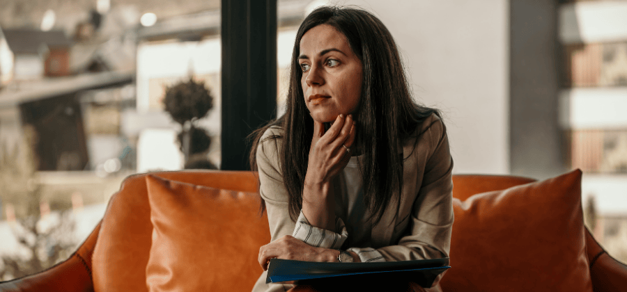 <p>100 Job Applications. No Offer. What This Says About Today&rsquo;s Job Market.</p>